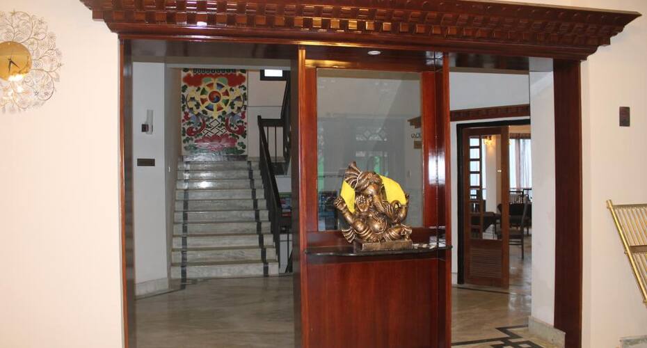 Tashi Palace, Gangtok 3
